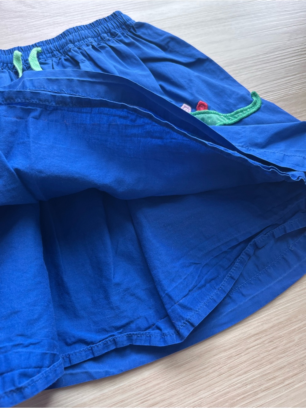 Mini Boden Skirt - Picture 3 of 6